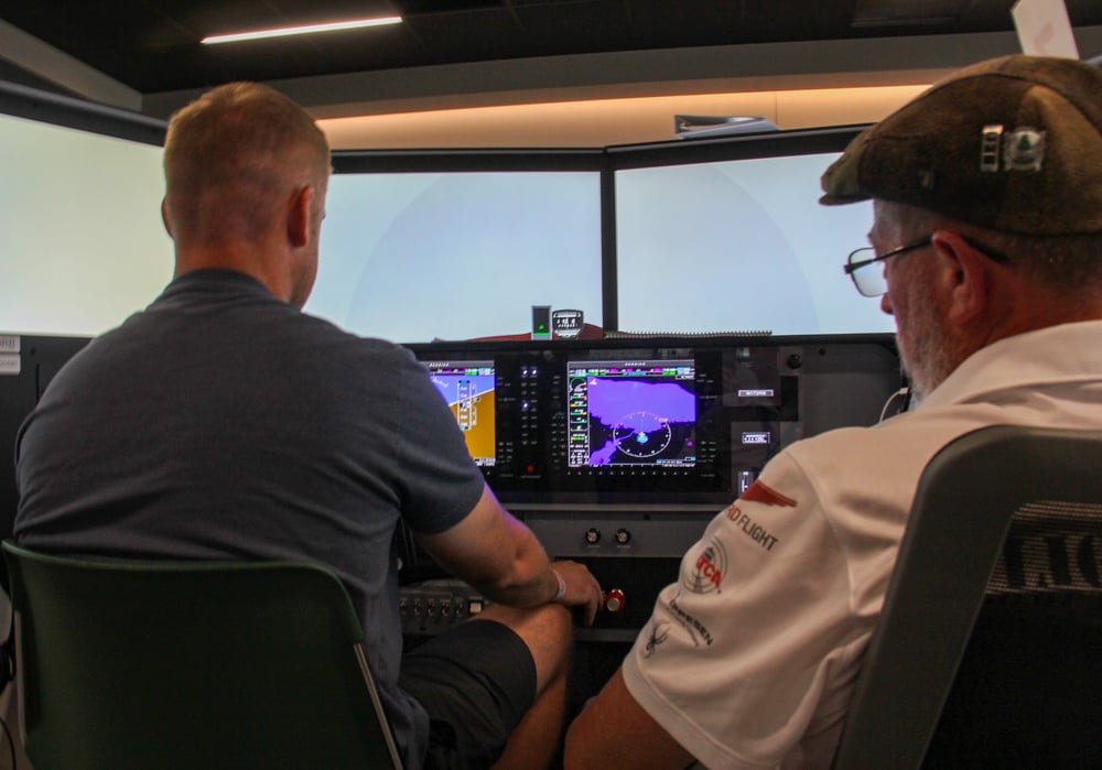 Pilot and CFI training on a Redbird LD